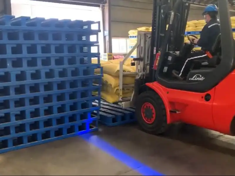 L-Shape Pallet